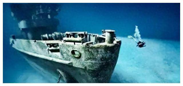 海洋里沉没的二战军舰，为什么上面的钢一度成了各国打...