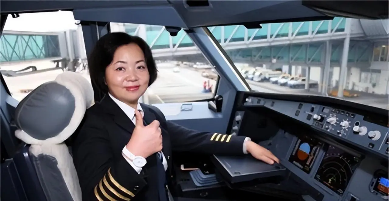 中国近代航空史上的女飞行员“为国家为同胞尽我所能”...