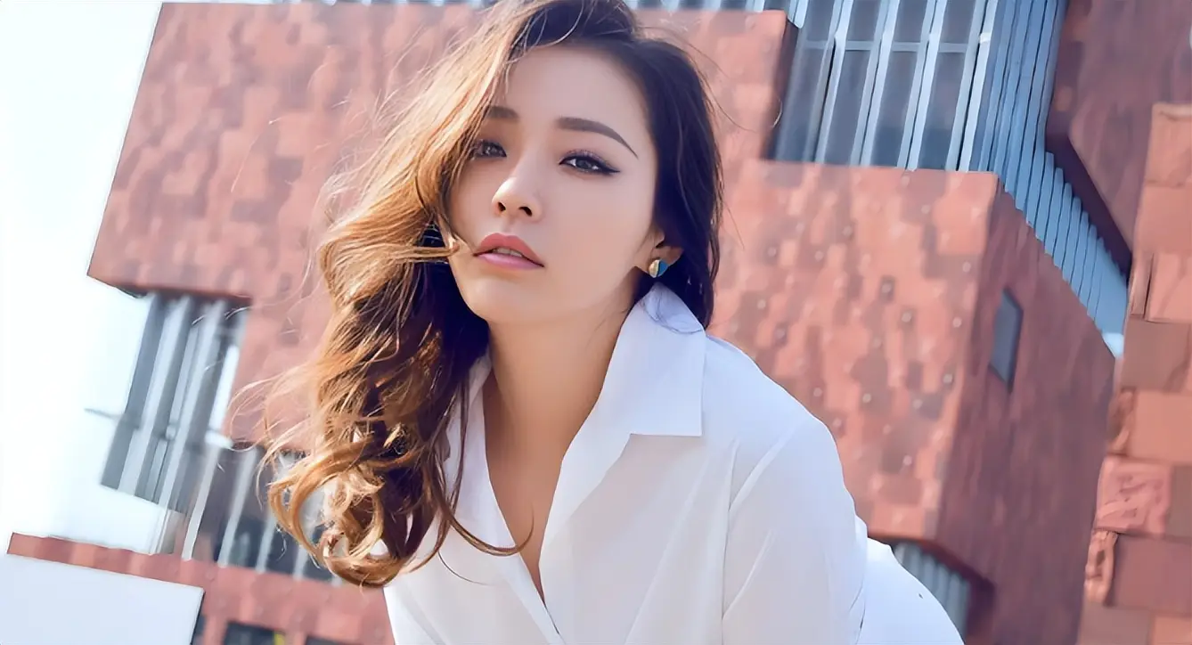 令人震惊的幕后揭秘：城中村嫖熟女现象深度解析