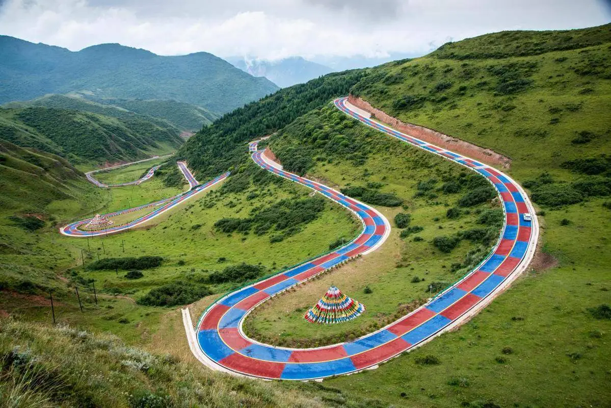 伊春火车南站有快餐没