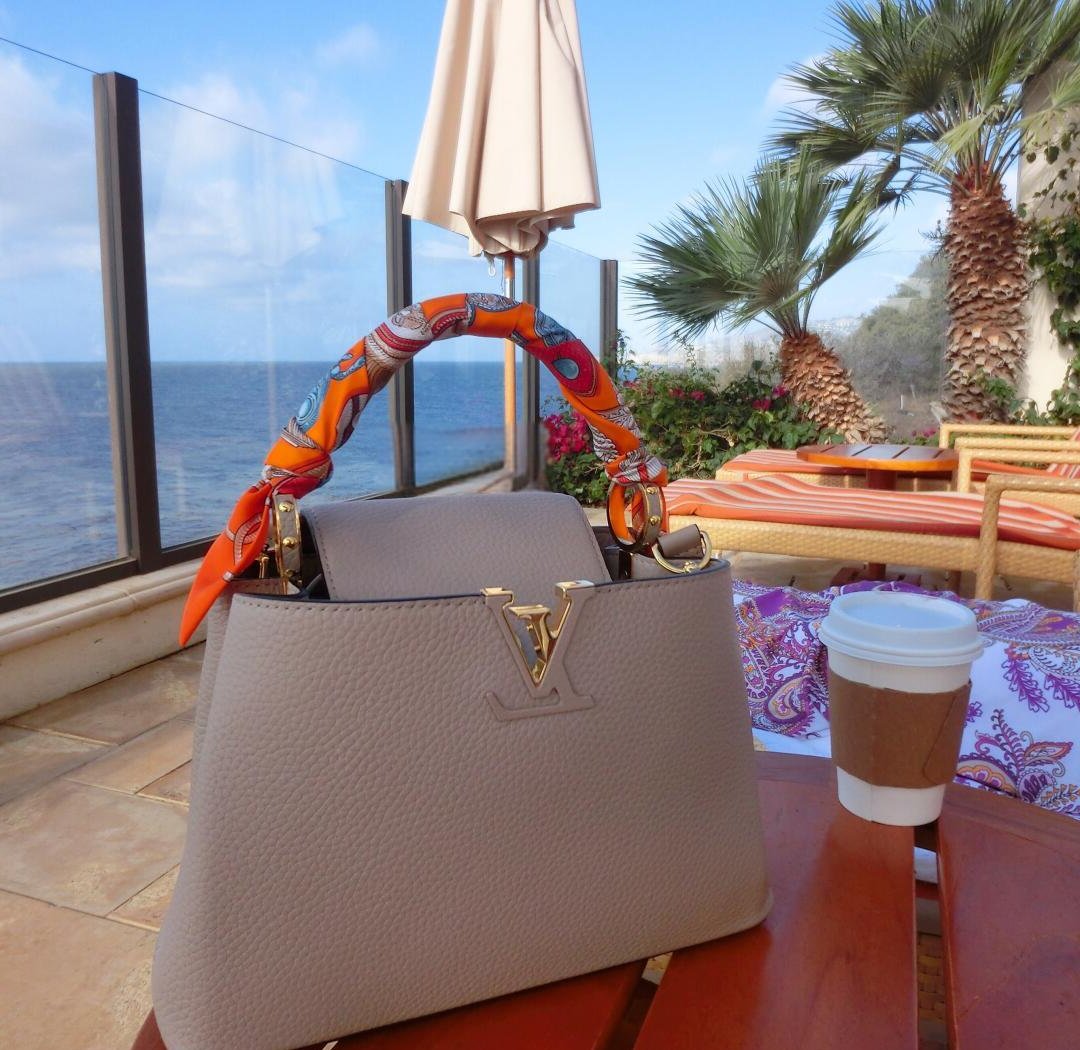 新闻披露称：十八线小县城包一个女的多少钱：2025年真实价格分析与避坑指南