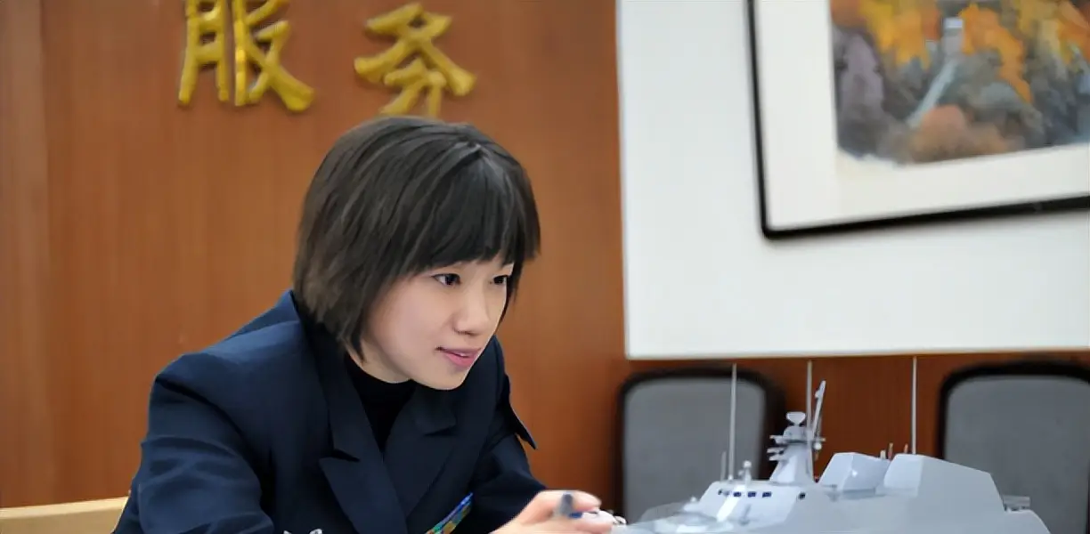 中国激光女神“侯静”:突破美国技术封锁，比核弹还恐...