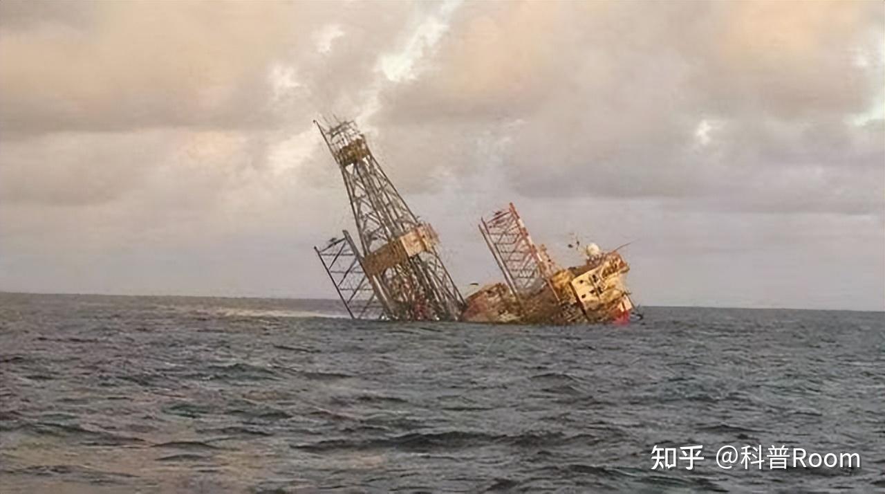 130亿升湖水瞬间干涸，究竟是怎么被36厘米粗钻头搞垮的？