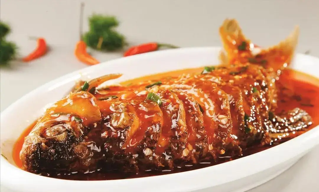 过年为什么吃鱼 年夜饭必备菜品有哪些