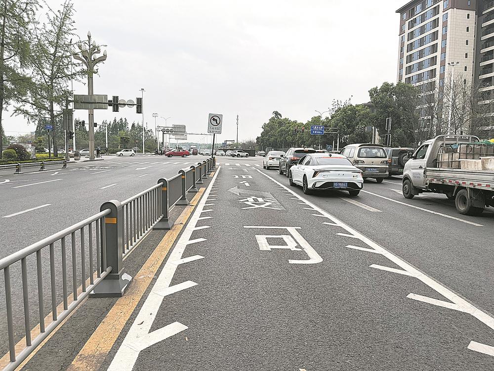 小巷服务堵点在哪？_海陵区'三减一优'30%耗时